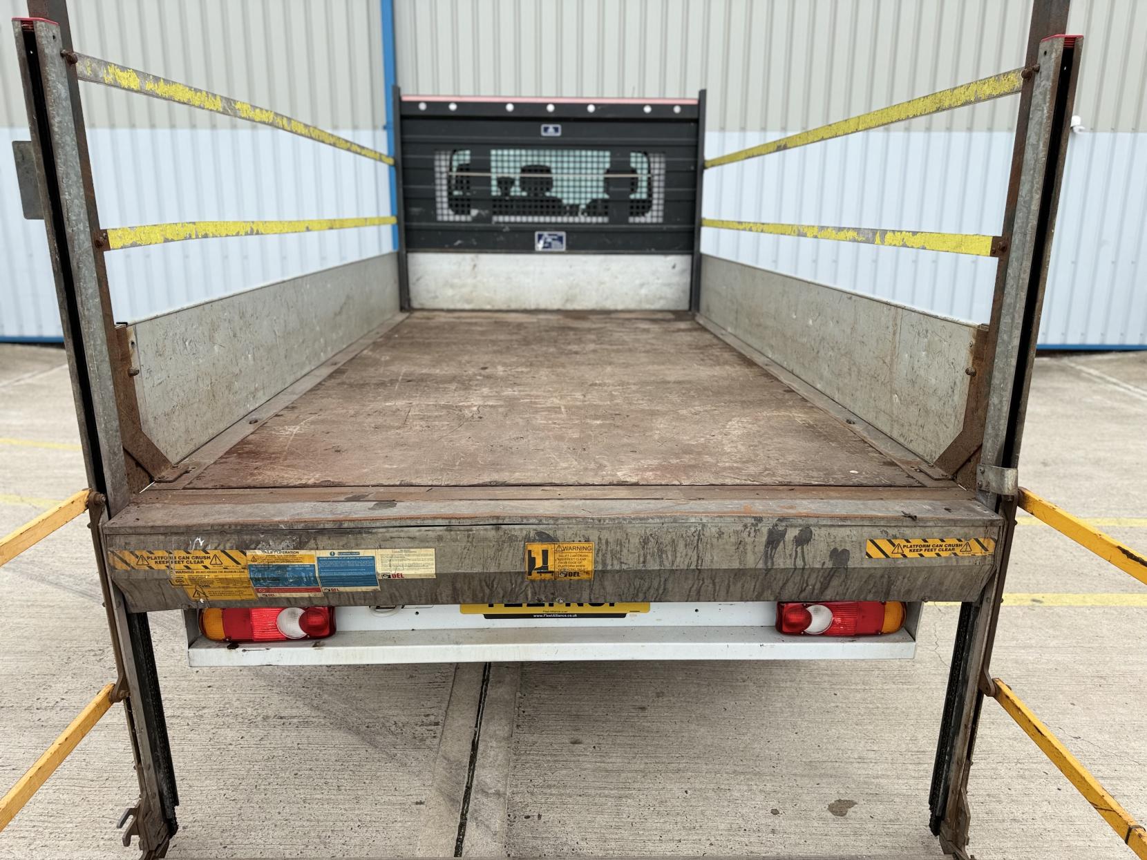 Renault Master 2.3 dCi 35 Business Dropside 2dr Diesel Manual RWD LWB Euro 6 (Rear Corner Pillars) (130 ps)
