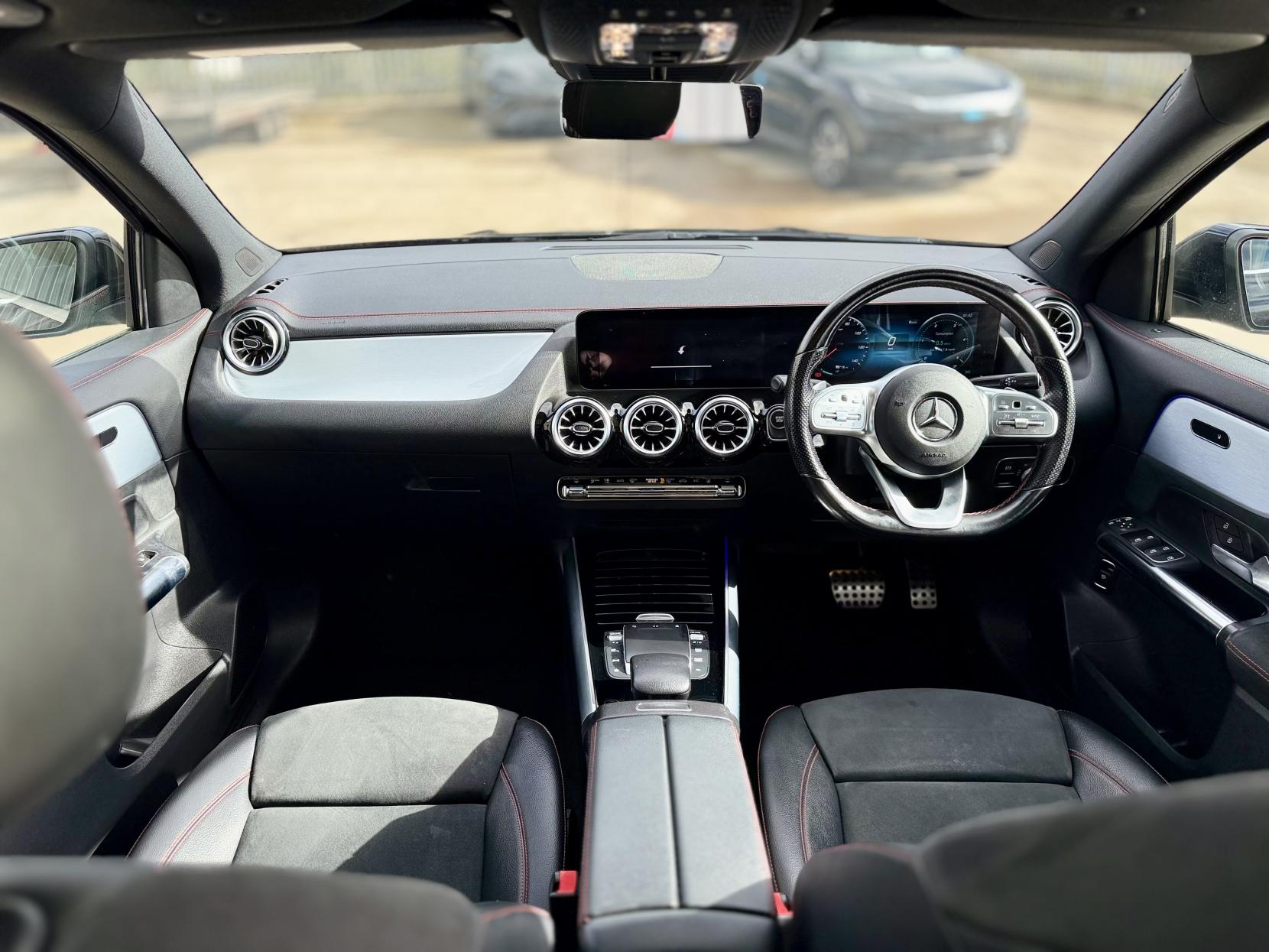 Mercedes-Benz EQA EQA 250 66.5kWh AMG Line (Premium) SUV 5dr Electric Auto (190 ps)