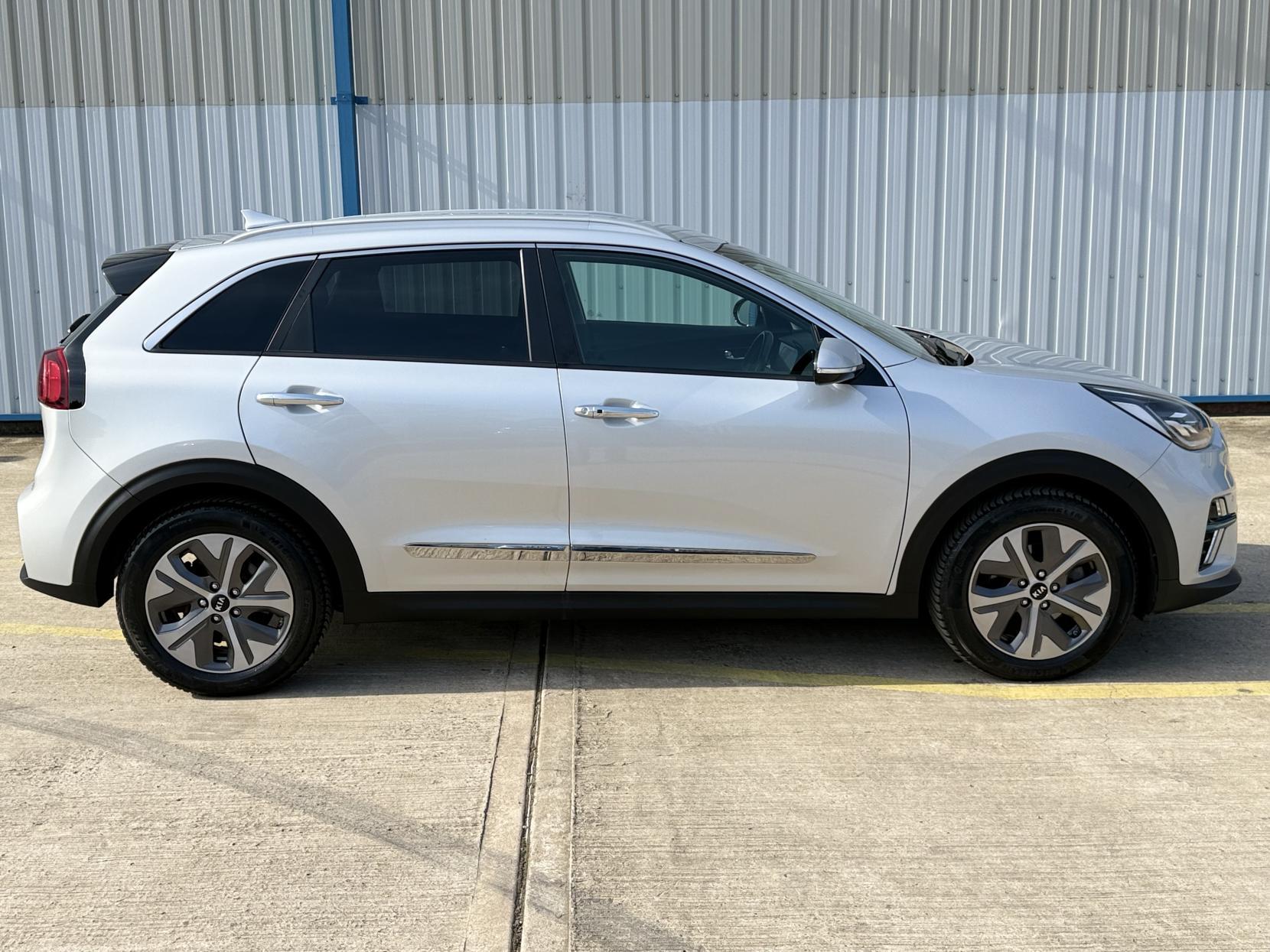 Kia Niro 64kWh 4 SUV 5dr Electric Auto (201 bhp)