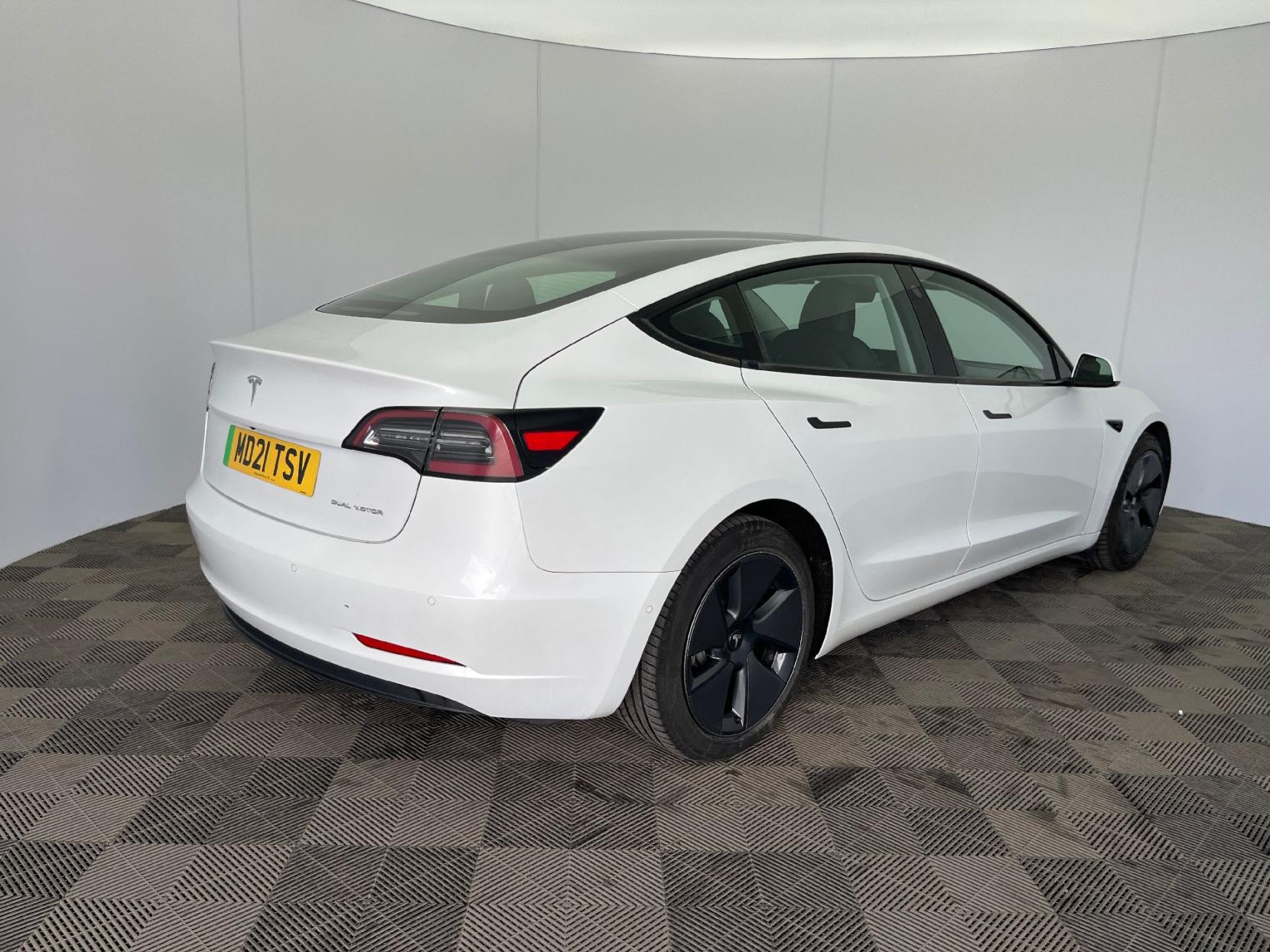 Tesla Model 3 (Dual Motor) Long Range Saloon 4dr Electric Auto 4WDE (346 ps)