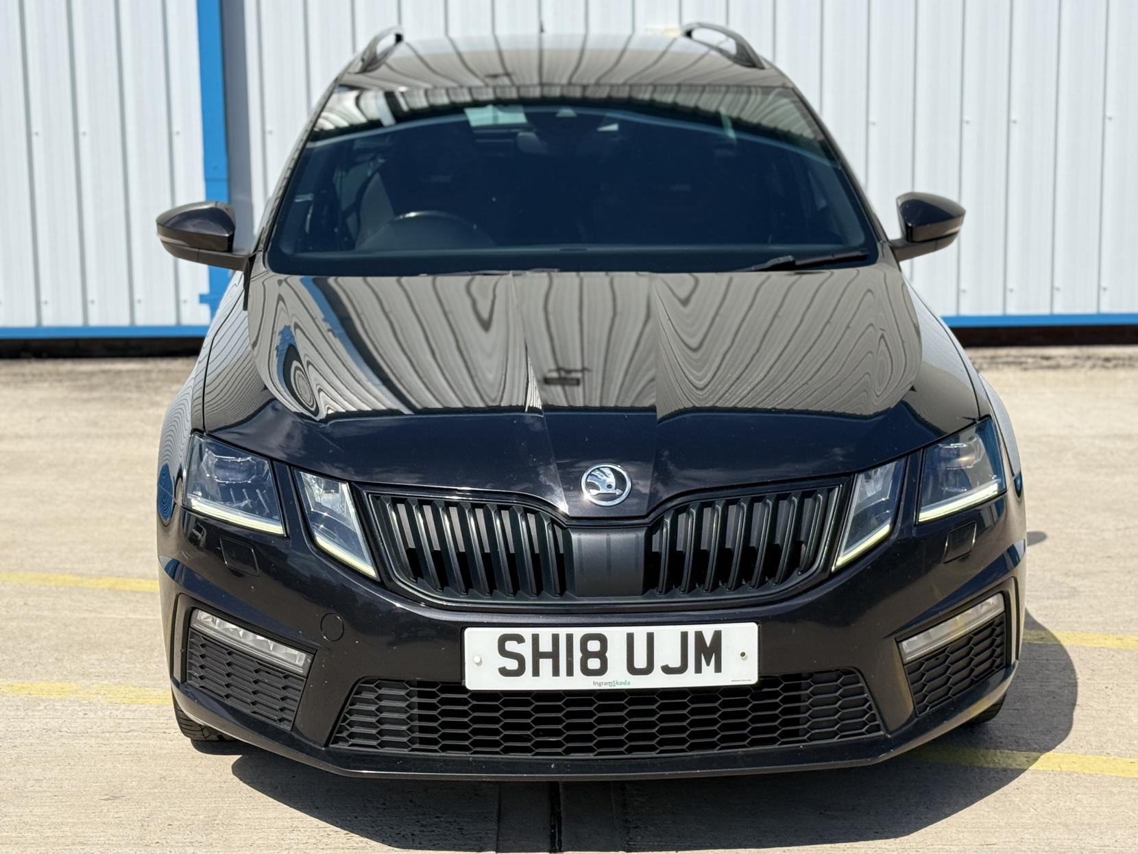 Skoda Octavia 2.0 TDI vRS Estate 5dr Diesel DSG 7Spd Euro 6 (s/s) (184 ps)